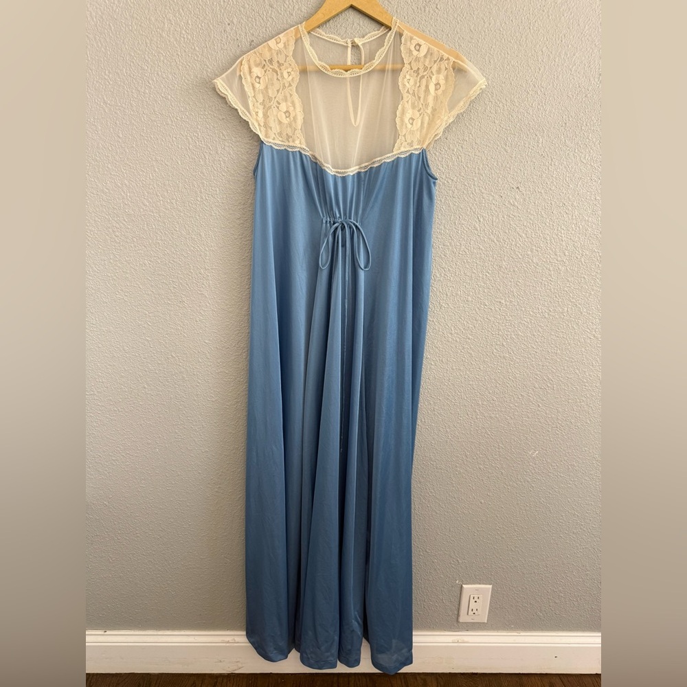 Vintage Sears 70's Elegant Blue and Cream‎ Nightgown Sheer Lace Size 38/40